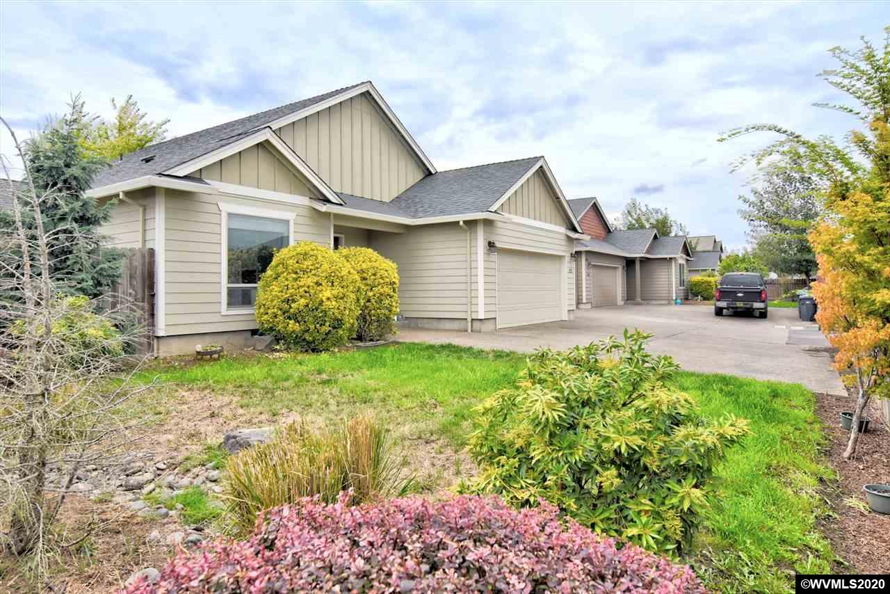 122 10th Street Jefferson, OR 97352 - Photo 3 of 32