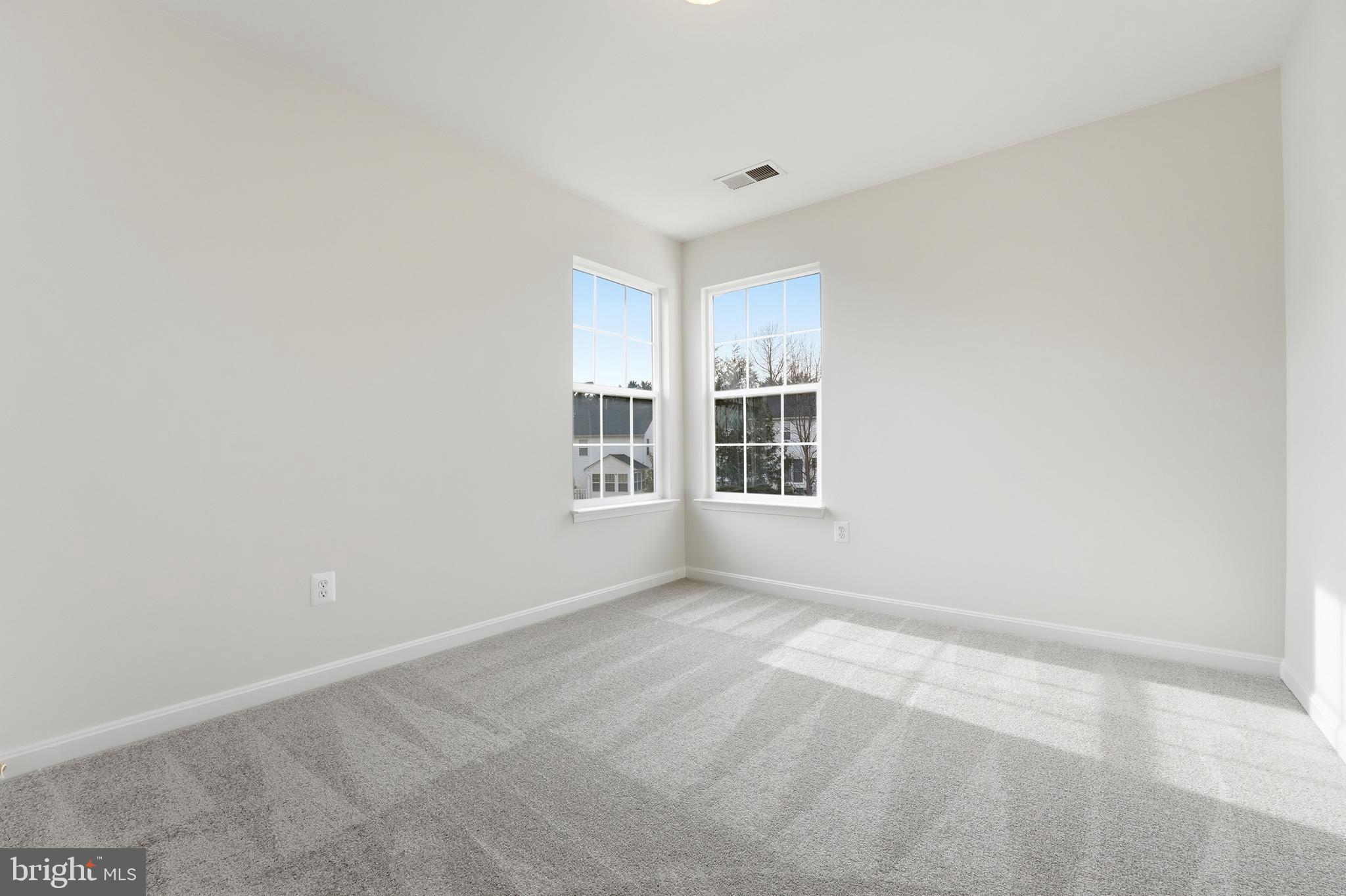 901 Woodcrest Loop Culpeper, VA 22701 - Photo 34 of 61 an empty room with windows