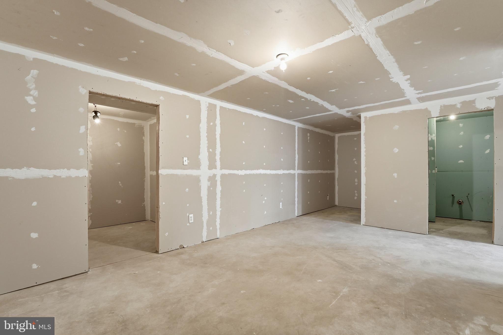 901 Woodcrest Loop Culpeper, VA 22701 - Photo 50 of 61 an empty room with closet and windows