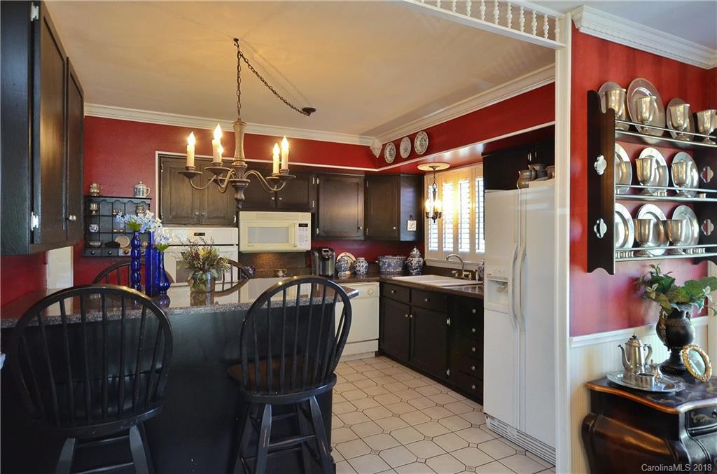 67 Pressley Road Asheville, NC 28805 - Photo 8 of 24 Gallery Image 8