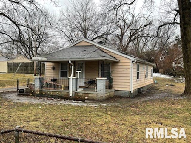 916 Yates Avenue Springfield, IL 62702 - Photo 3 of 3
