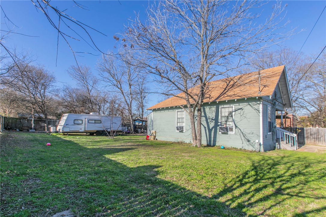 1507 Cleveland Avenue Waco, TX 76706 - Photo 18 of 24