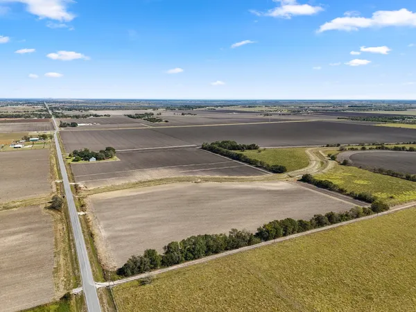 $950,000 | 0 Vrlla Road, Guy, TX 77444