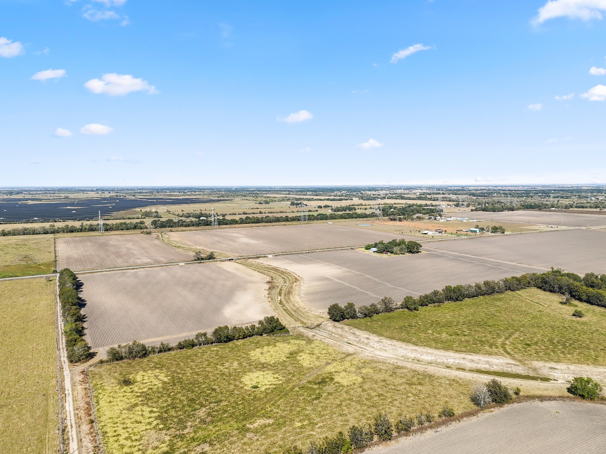 0 Vrlla Road Guy, TX 77444 - Photo 9 of 13 a view of an ocean and beach