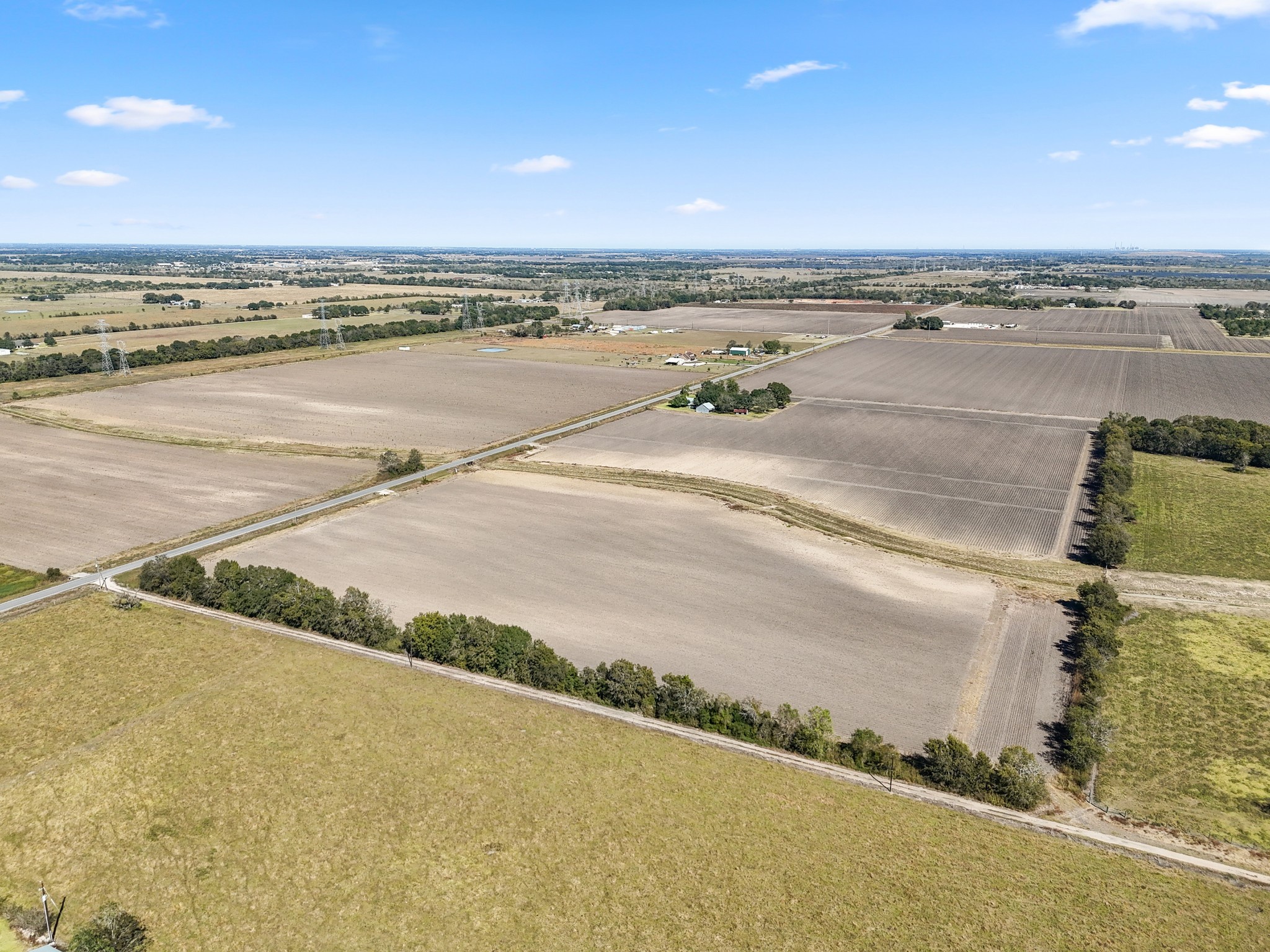 0 Vrlla Road Guy, TX 77444 - Photo 10 of 13 view of an ocean and beach