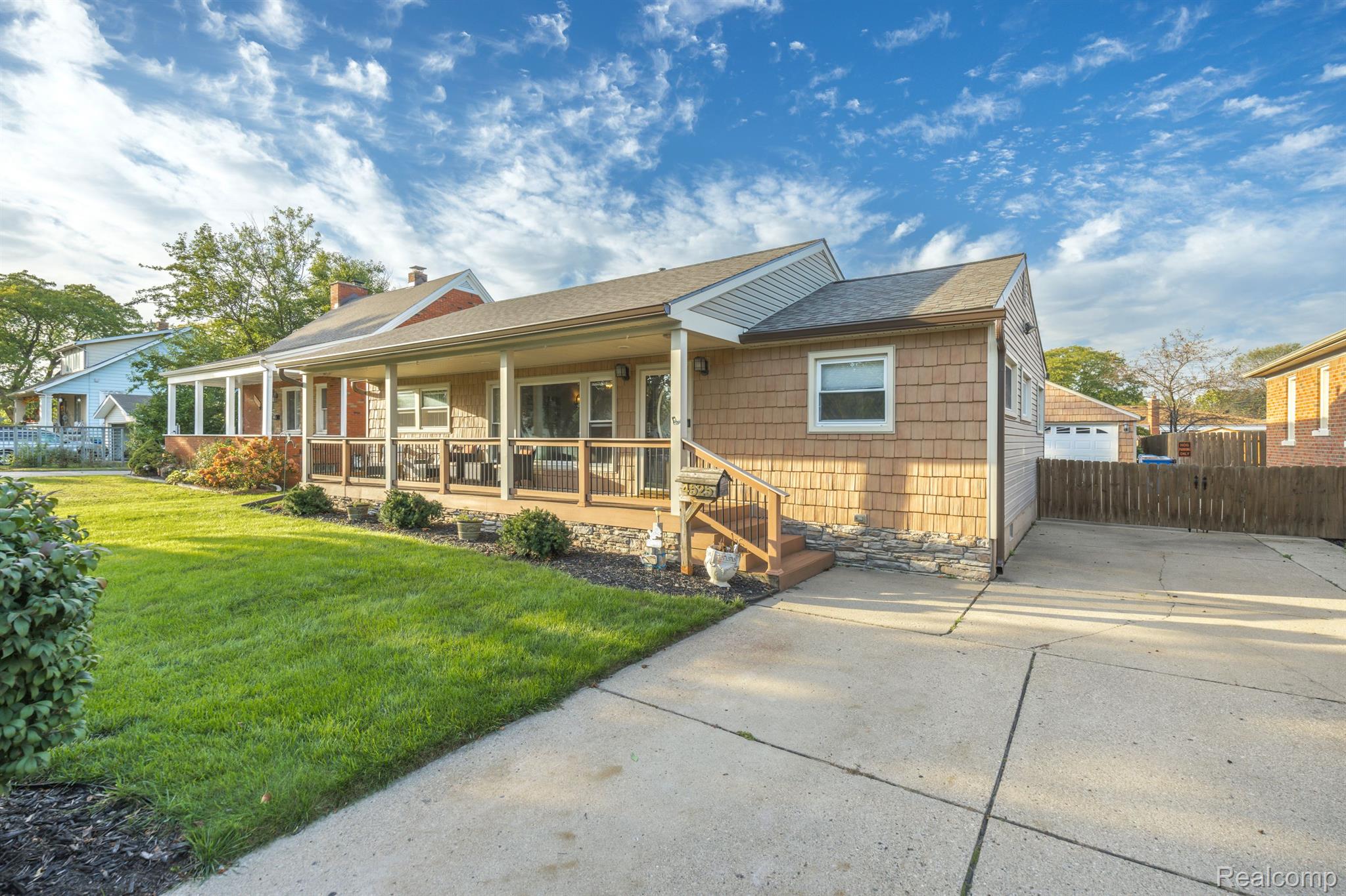 4525 Frazho Road Warren, MI 48091 - Photo 47 of 49