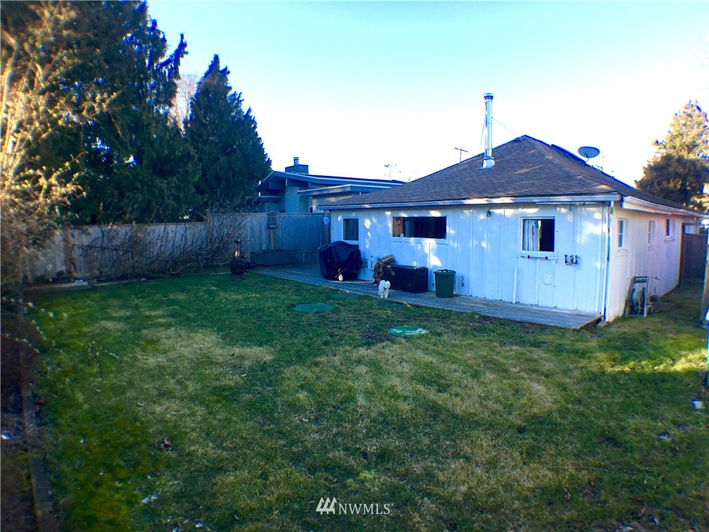 2153 Cedar Street Point Roberts, WA 98281 - Photo 10 of 10 Gallery Image 10