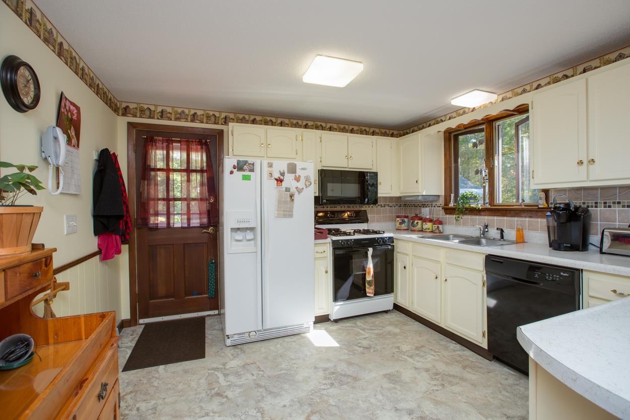 5 McKenzie Road Loudon, NH 03307 - Photo 4 of 39