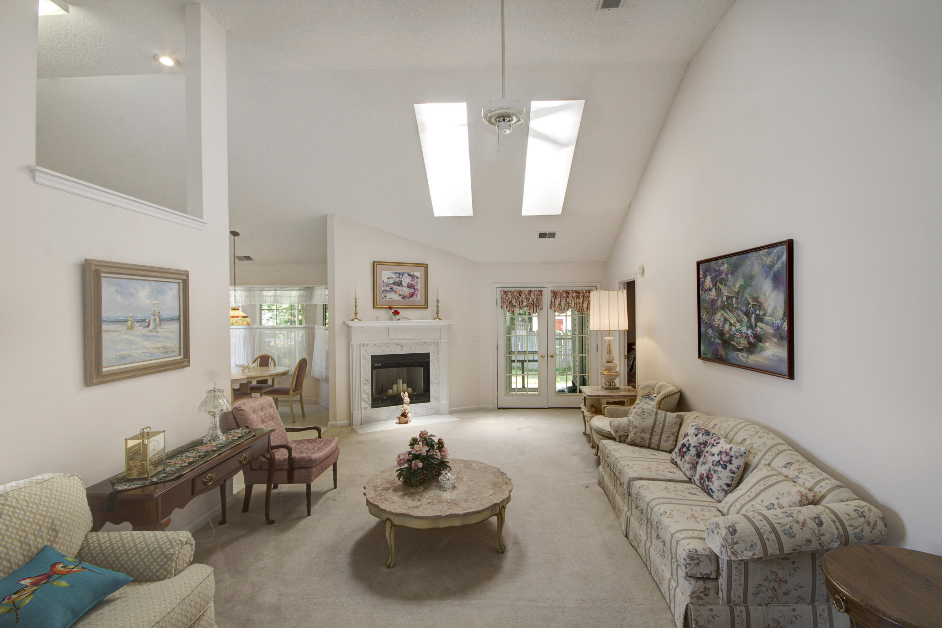 308 Bertram Road Summerville, SC 29485 - Photo 4 of 23 Fireplace