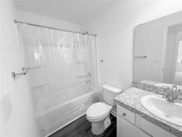 $1,950 | 6158 Daerr Rdg Street, Zephyrhills, FL 33542