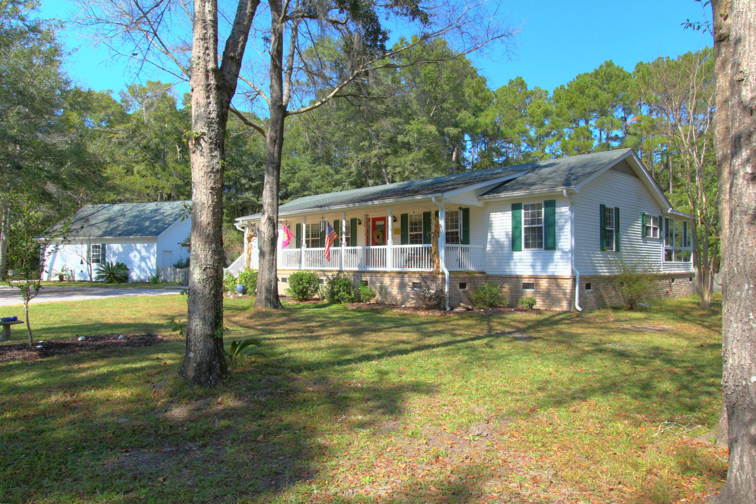 6650 Old Jacksonboro Road Ravenel, SC 29470 - Photo 1 of 38 6650 Old Jackson (7)