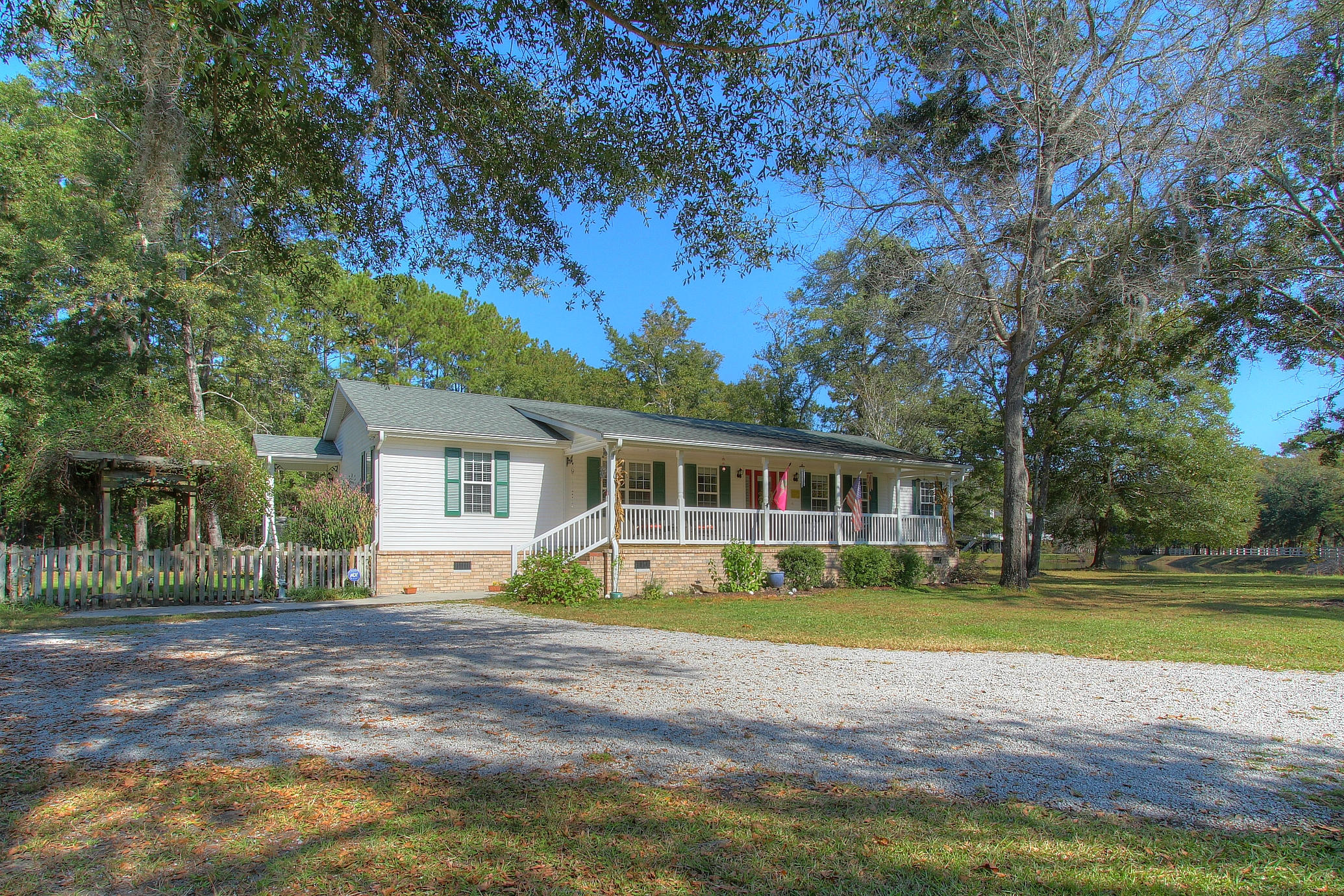 6650 Old Jacksonboro Road Ravenel, SC 29470 - Photo 13 of 38 6650 Old Jackson (9)