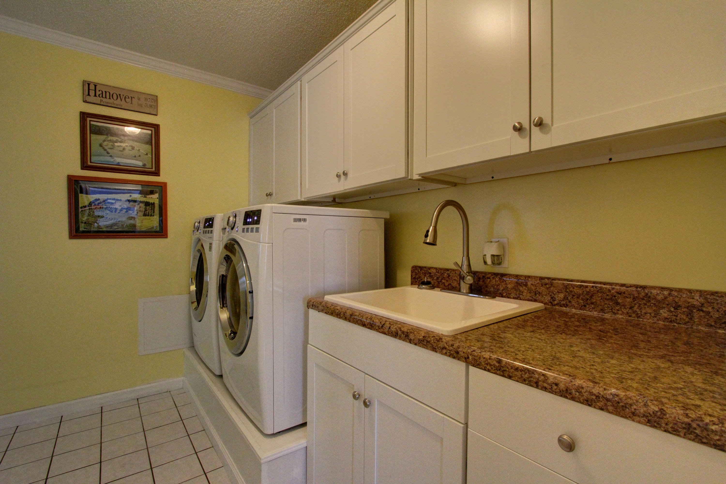 6650 Old Jacksonboro Road Ravenel, SC 29470 - Photo 31 of 38 6650 Old Jackson (29)