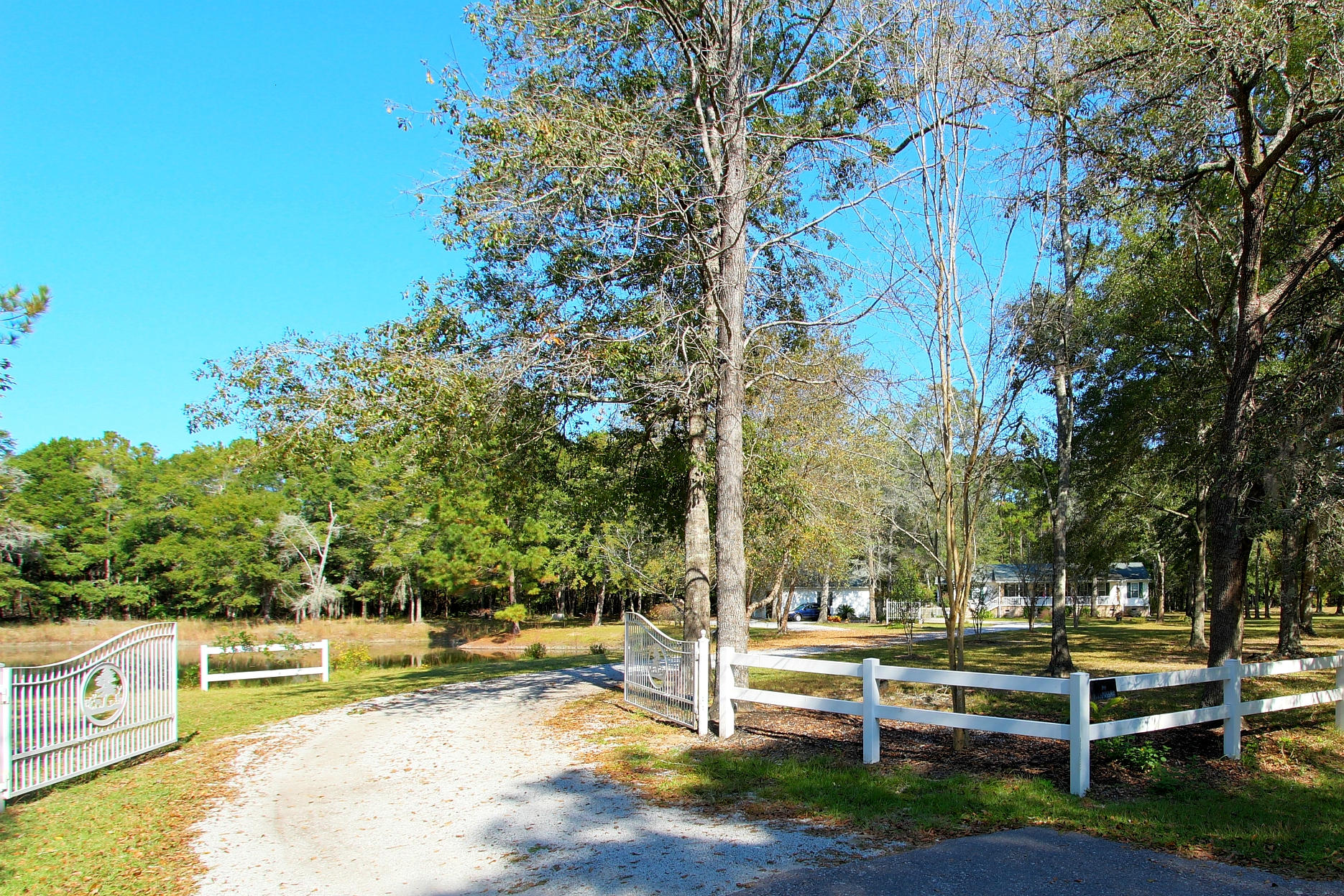 6650 Old Jacksonboro Road Ravenel, SC 29470 - Photo 9 of 38 6650 Old Jackson (1)
