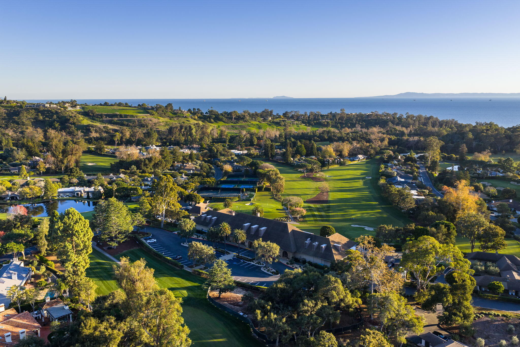 1988 Inverness Lane Montecito, CA 93108 - Photo 23 of 30 a view of a city