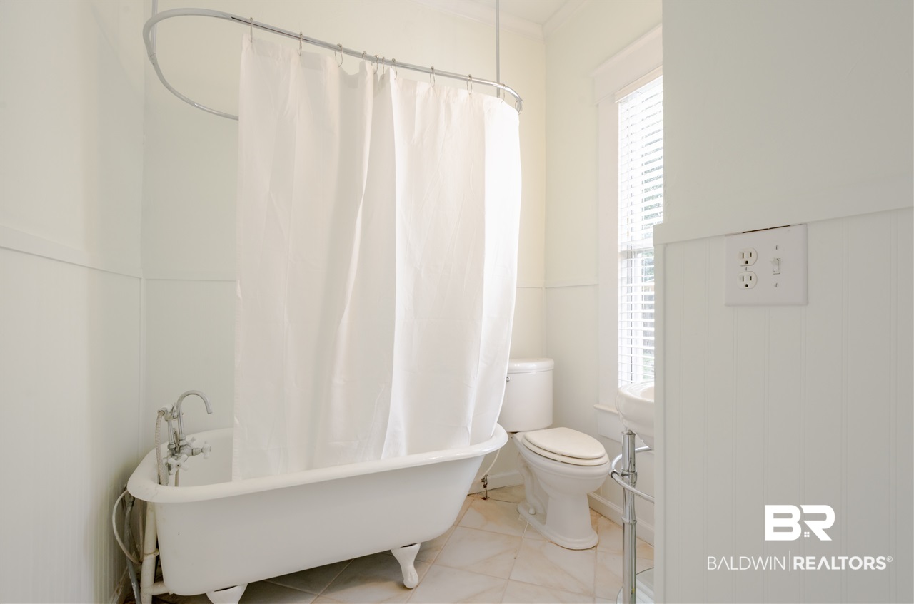 1565 Blair Avenue Mobile, AL 36604 - Photo 22 of 34