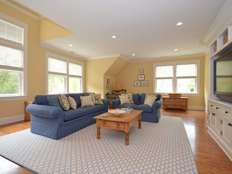 253 Middlesex Road Darien, CT 06820 - Photo 15 of 25 a living room with furniture and a flat screen tv