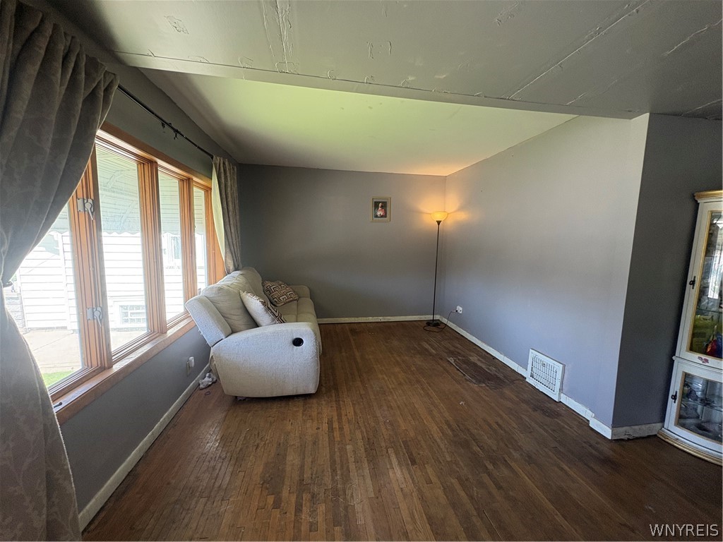 1225 North Military Road Niagara Falls, NY 14304 - Photo 6 of 18 Large living room with hardwood floors