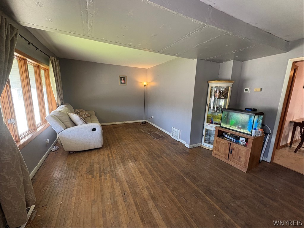 1225 North Military Road Niagara Falls, NY 14304 - Photo 7 of 18