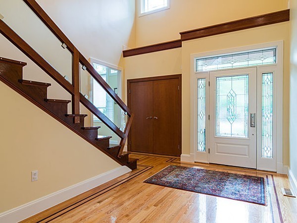 115 Woodledge Road Needham, MA 02492 - Photo 2 of 23