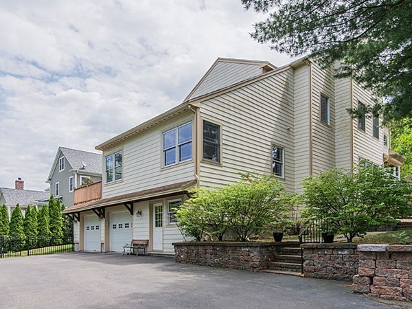 115 Woodledge Road Needham, MA 02492 - Photo 21 of 23