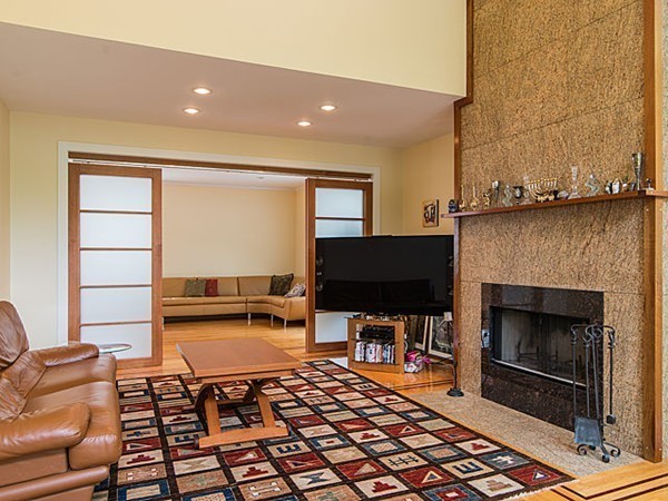 115 Woodledge Road Needham, MA 02492 - Photo 4 of 23