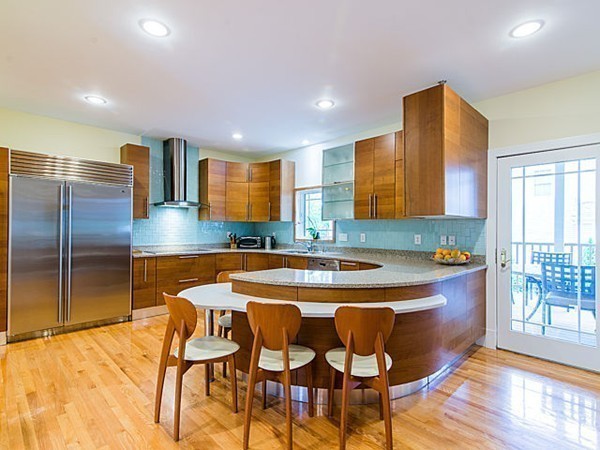 115 Woodledge Road Needham, MA 02492 - Photo 8 of 23