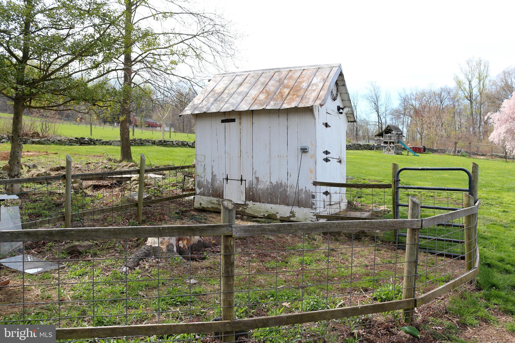 12435 Pleasant Valley Road Smithsburg, MD 21783 - Photo 7 of 78