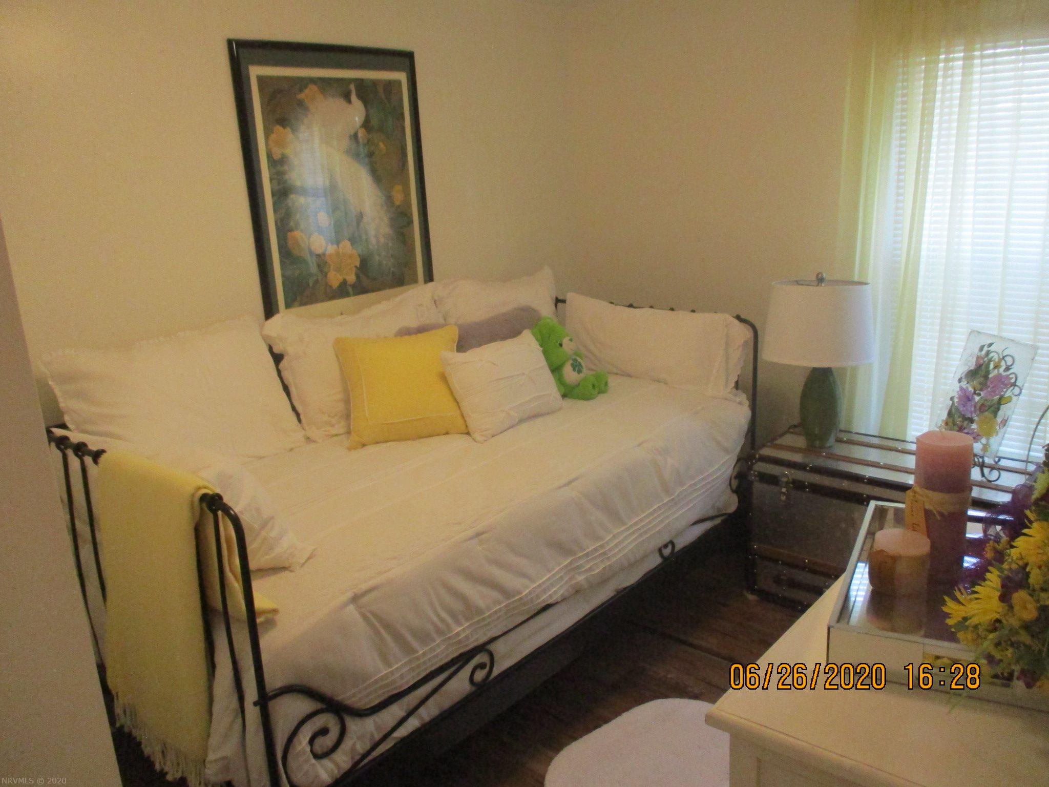6381 Parrott Mountain Road Parrott, VA 24132 - Photo 12 of 23 Gallery Image 12