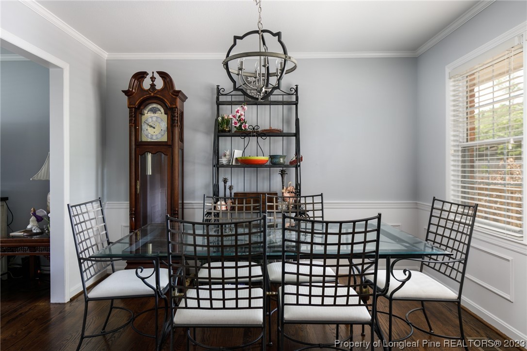 2620 Huntington Road Fayetteville, NC 28303 - Photo 6 of 23 a view of a chairs and table in kitchen