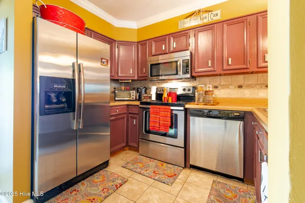 $187,000 | 310 Lake Place, Unit 310, Elizabethtown, NC 28337