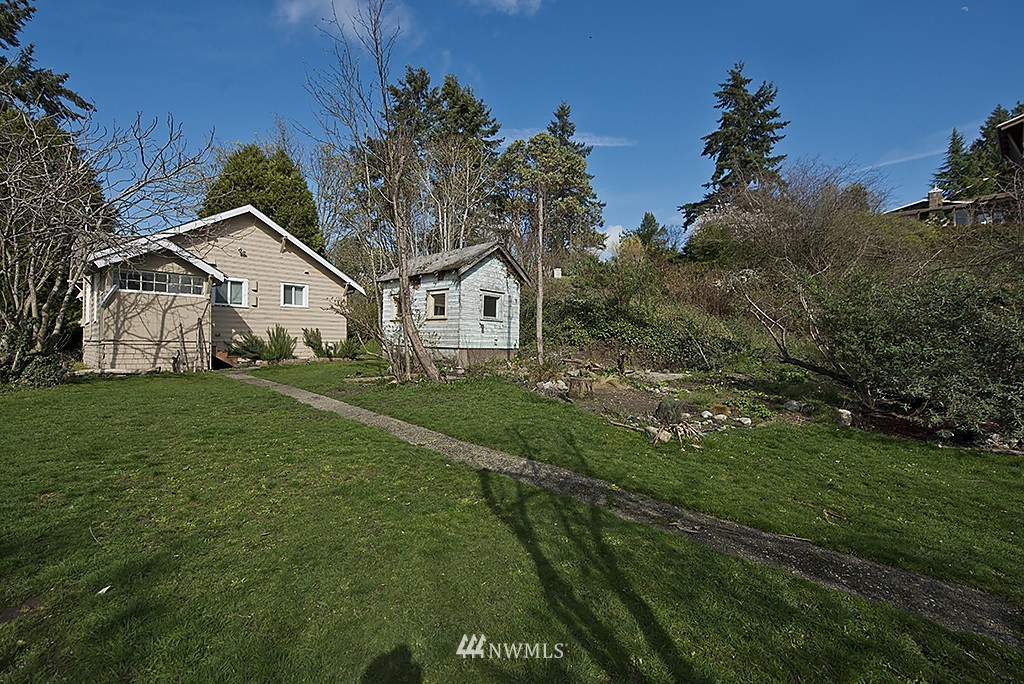 4117 Southwest Orchard Street Seattle, WA 98136 - Photo 14 of 19 Gallery Image 14