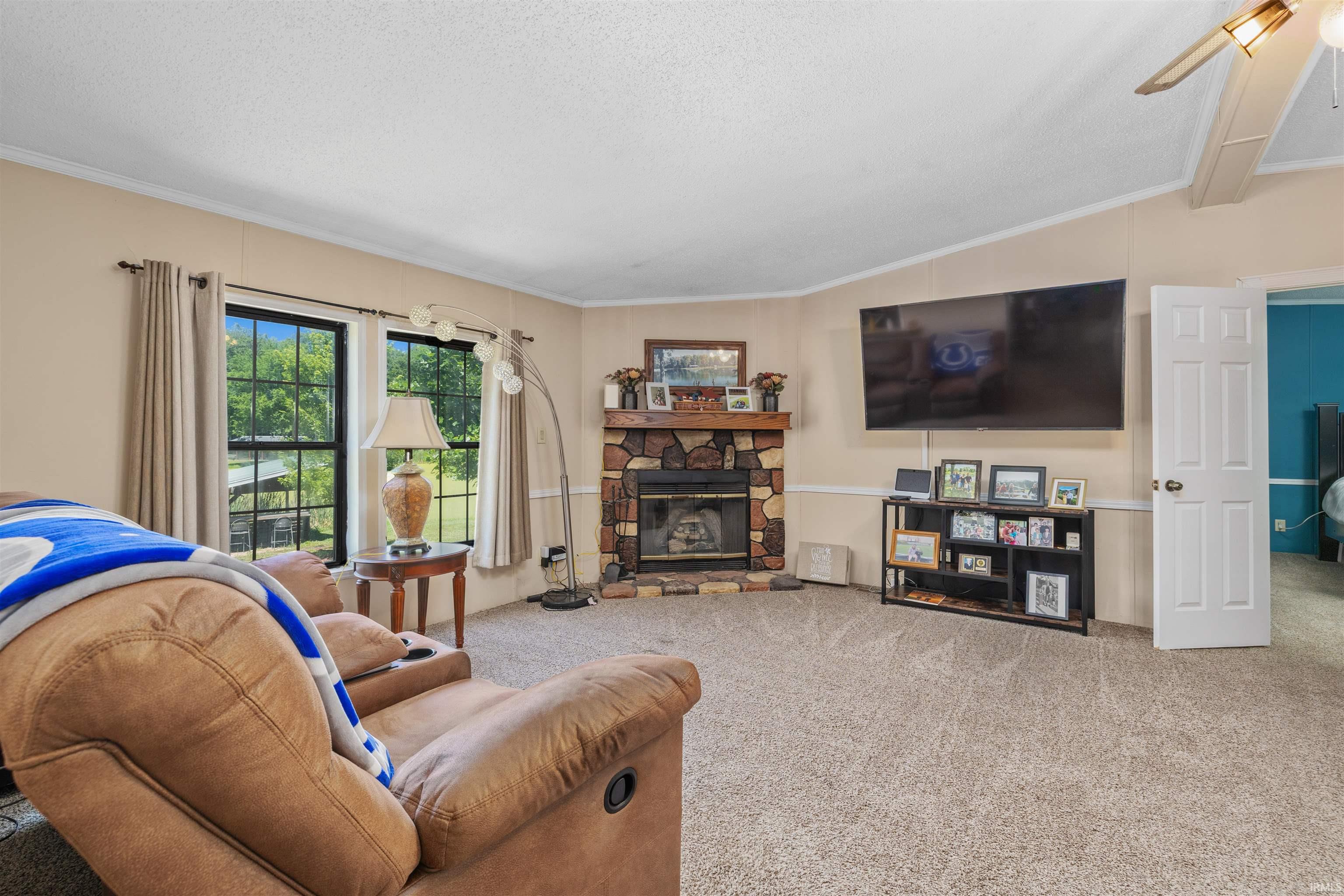 17625 Lochner Road Leo, IN 46765 - Photo 13 of 32