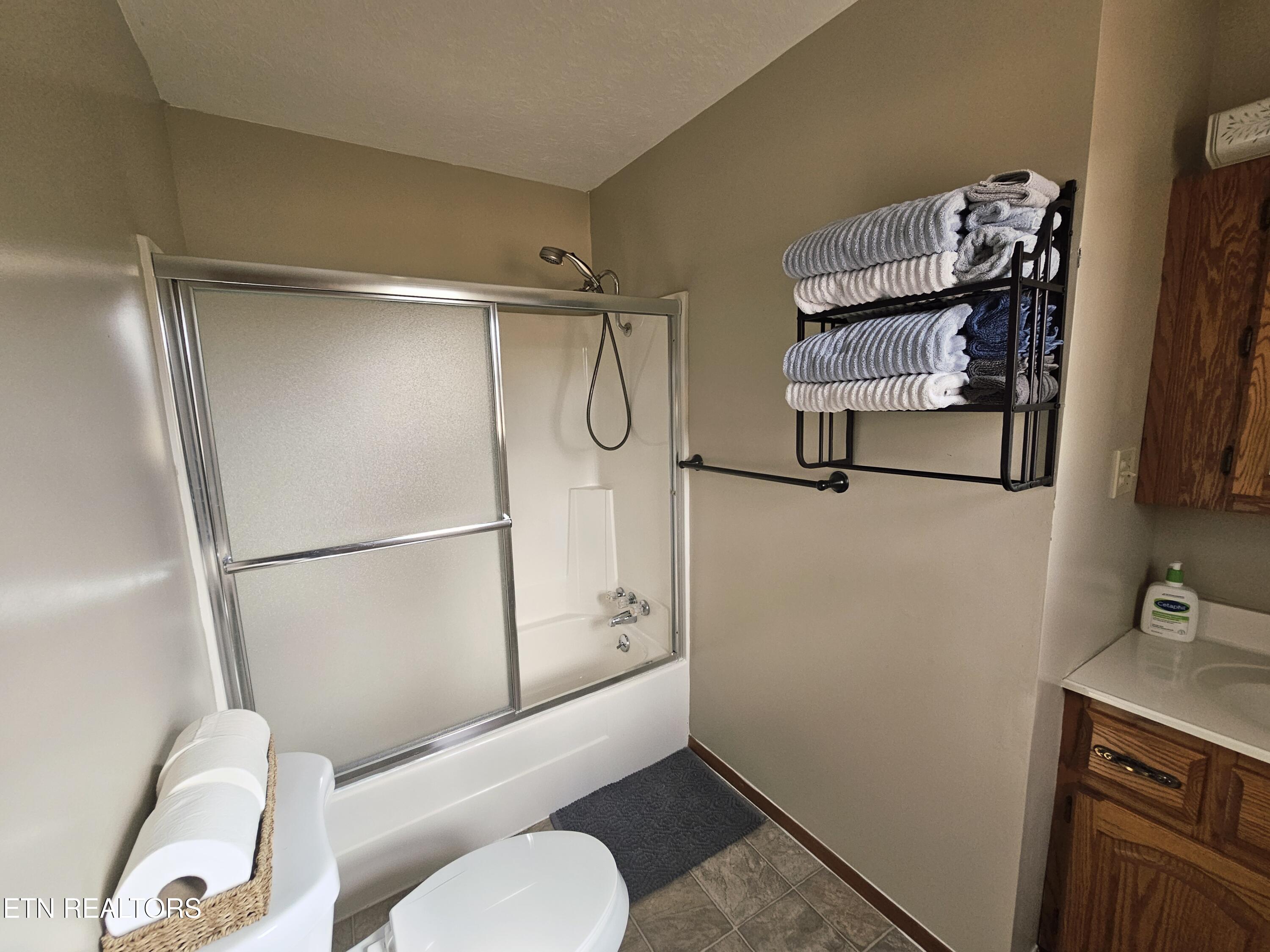 911 Big Ridge Road Oneida, TN 37841 - Photo 19 of 42 20260219_131853