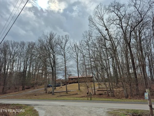 $290,000 | 911 Big Ridge Road, Oneida, TN 37841