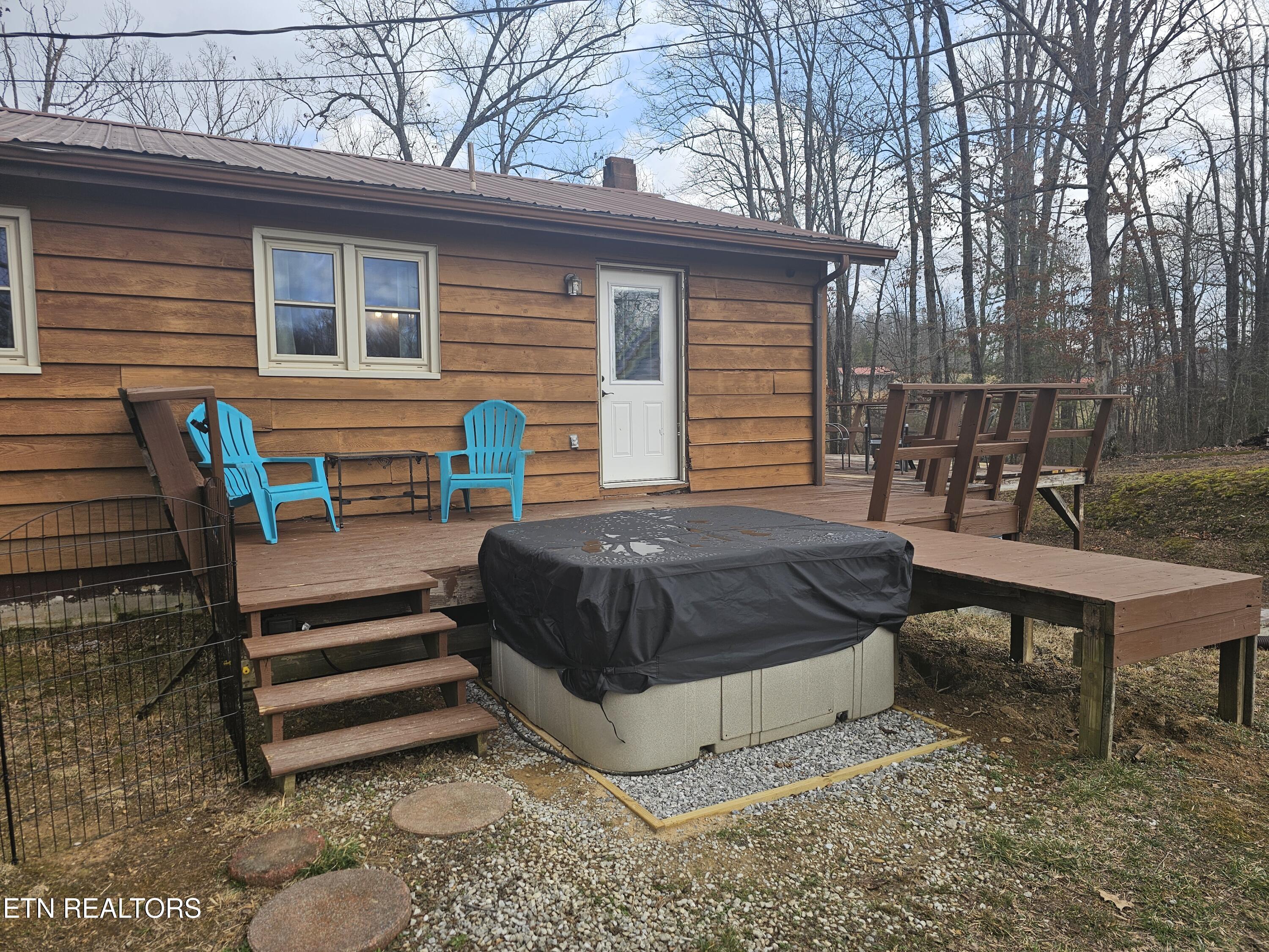 911 Big Ridge Road Oneida, TN 37841 - Photo 7 of 42 20260219_130424