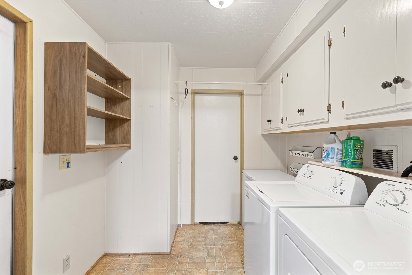 1311 Maple Street, Unit 18 Wenatchee, WA 98801 - Photo 22 of 28