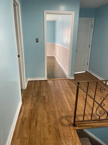 view of wooden floor