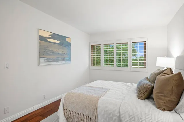 $1,117,000 | 8037 Caminito Mallorca, La Jolla, CA 92037