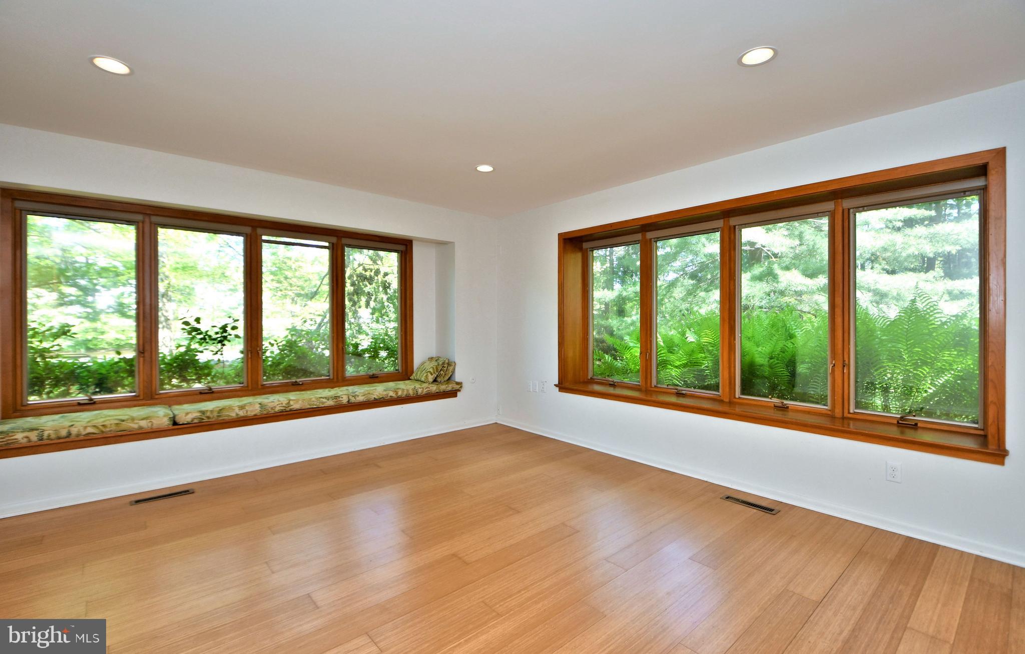 1027 Gypsy Hill Road Ambler, PA 19002 - Photo 11 of 68