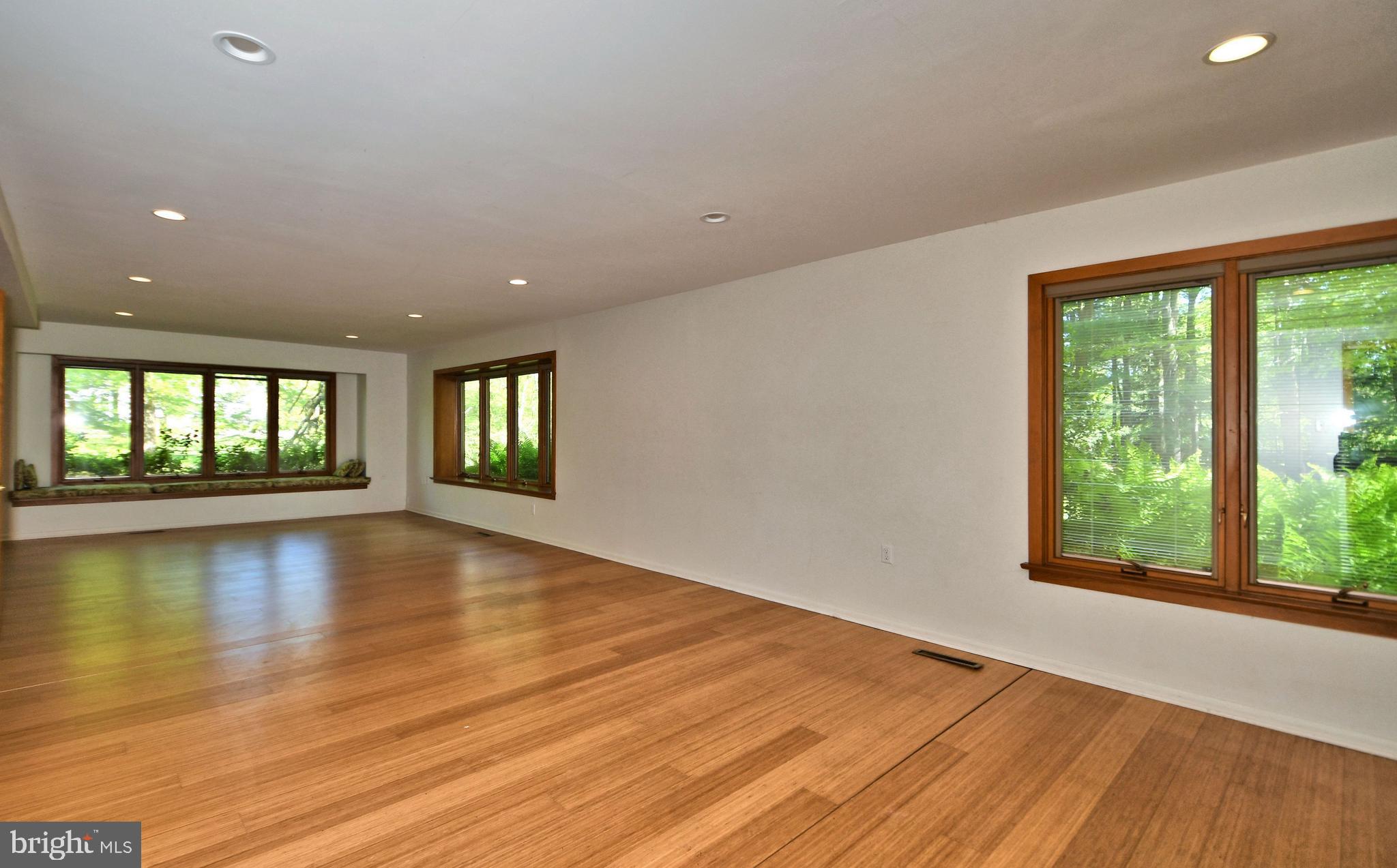 1027 Gypsy Hill Road Ambler, PA 19002 - Photo 7 of 68