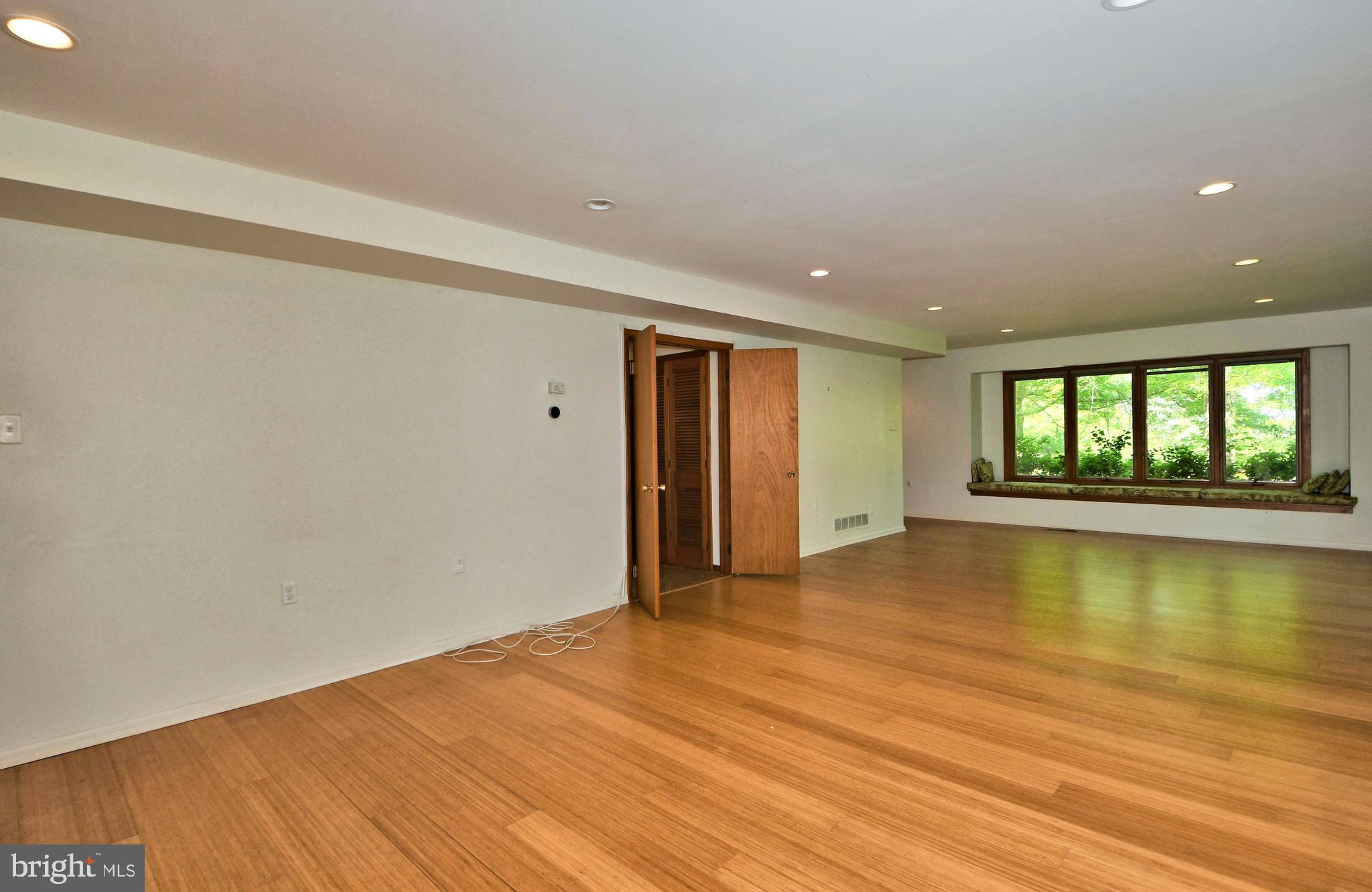 1027 Gypsy Hill Road Ambler, PA 19002 - Photo 8 of 68