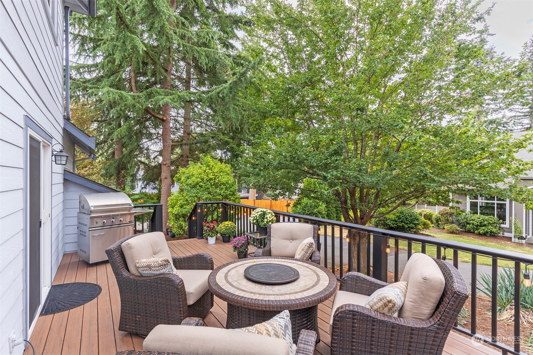 21318 Damson Road Bothell, WA 98021 - Photo 9 of 30 Gallery Image 9