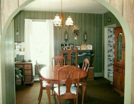 324 Meridian Butler, PA 16001 - Photo 3 of 8