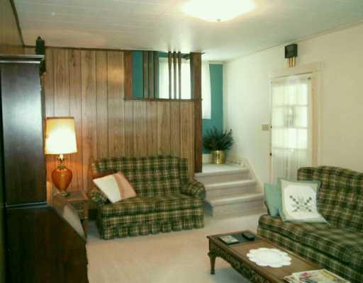 324 Meridian Butler, PA 16001 - Photo 5 of 8