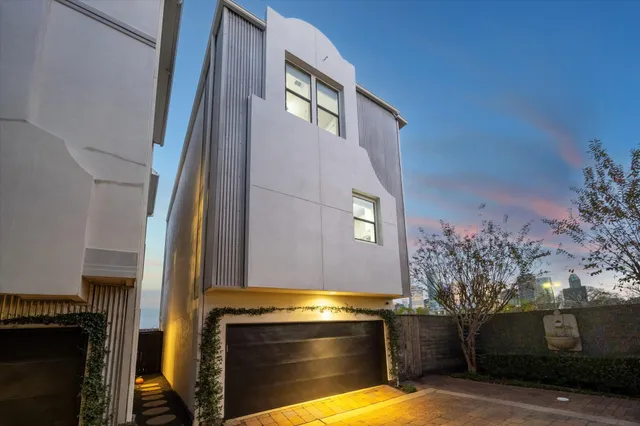 $490,000 | 1819 Dart Street, Houston, TX 77007