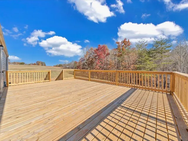 a view of a terrace with sky view