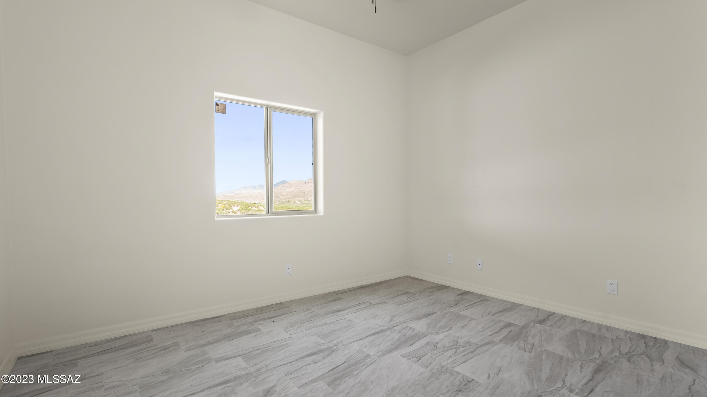 1237 Circulo Yerba Buena Rio Rico, AZ 85648 - Photo 19 of 32 Gallery Image 19
