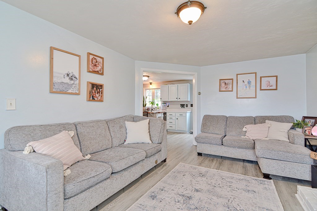 20 Prouty Lane Rutland, MA 01543 - Photo 11 of 40 a living room with furniture and a couch