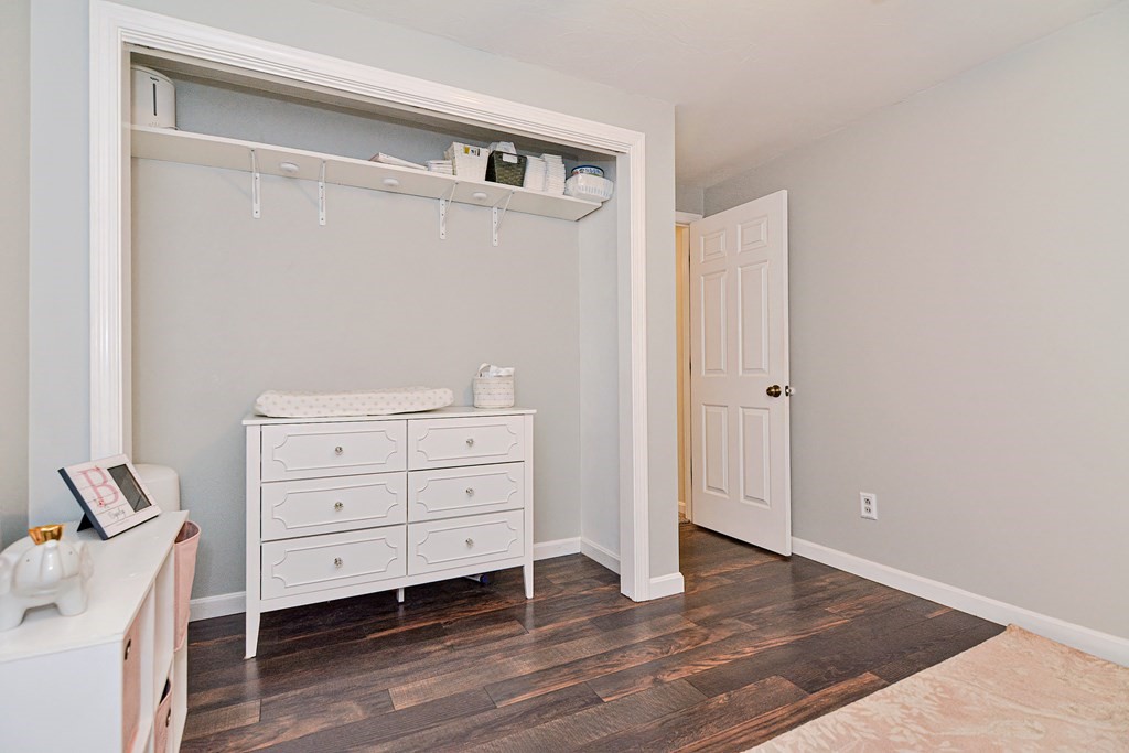20 Prouty Lane Rutland, MA 01543 - Photo 29 of 40 a room with a dresser and a mirror